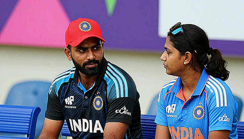 মাঝের ওভারের নীরবতা: এশীয় ওয়ানডে ক্রিকেটের হারিয়ে যাওয়া ফ্রি-কিক